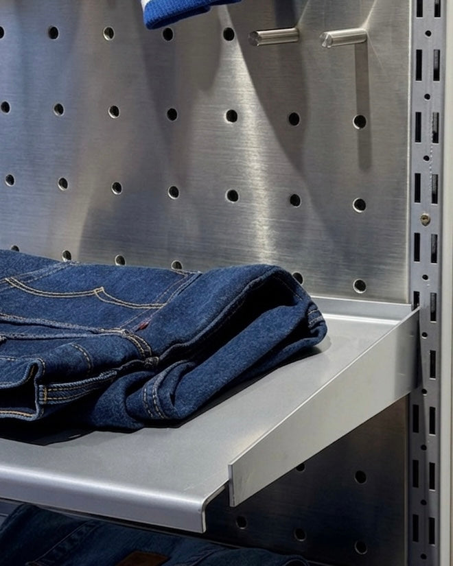 Standing modular shelf