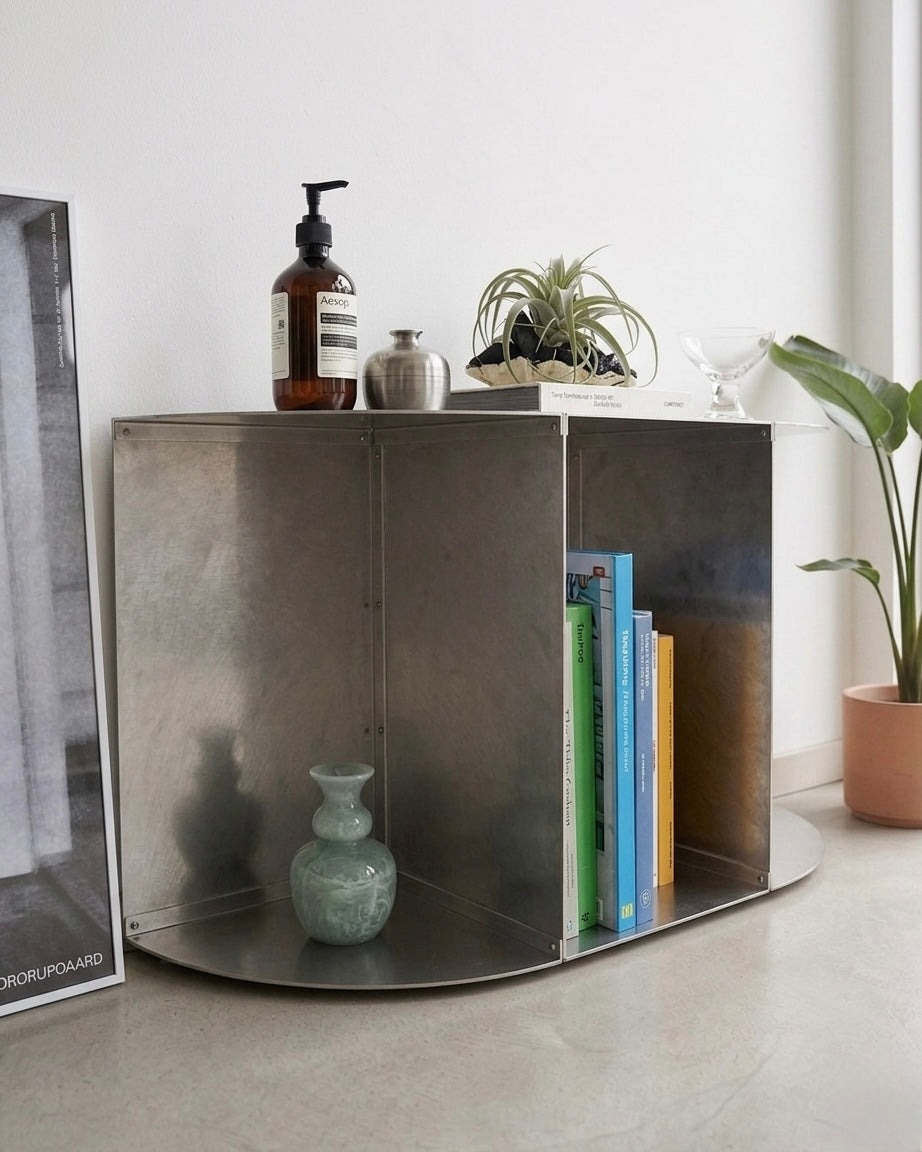 Arc Shelf