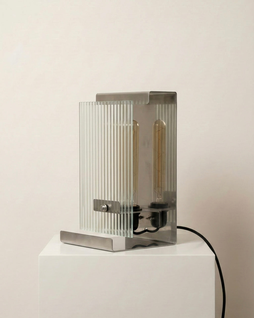 Bifrost table lamp