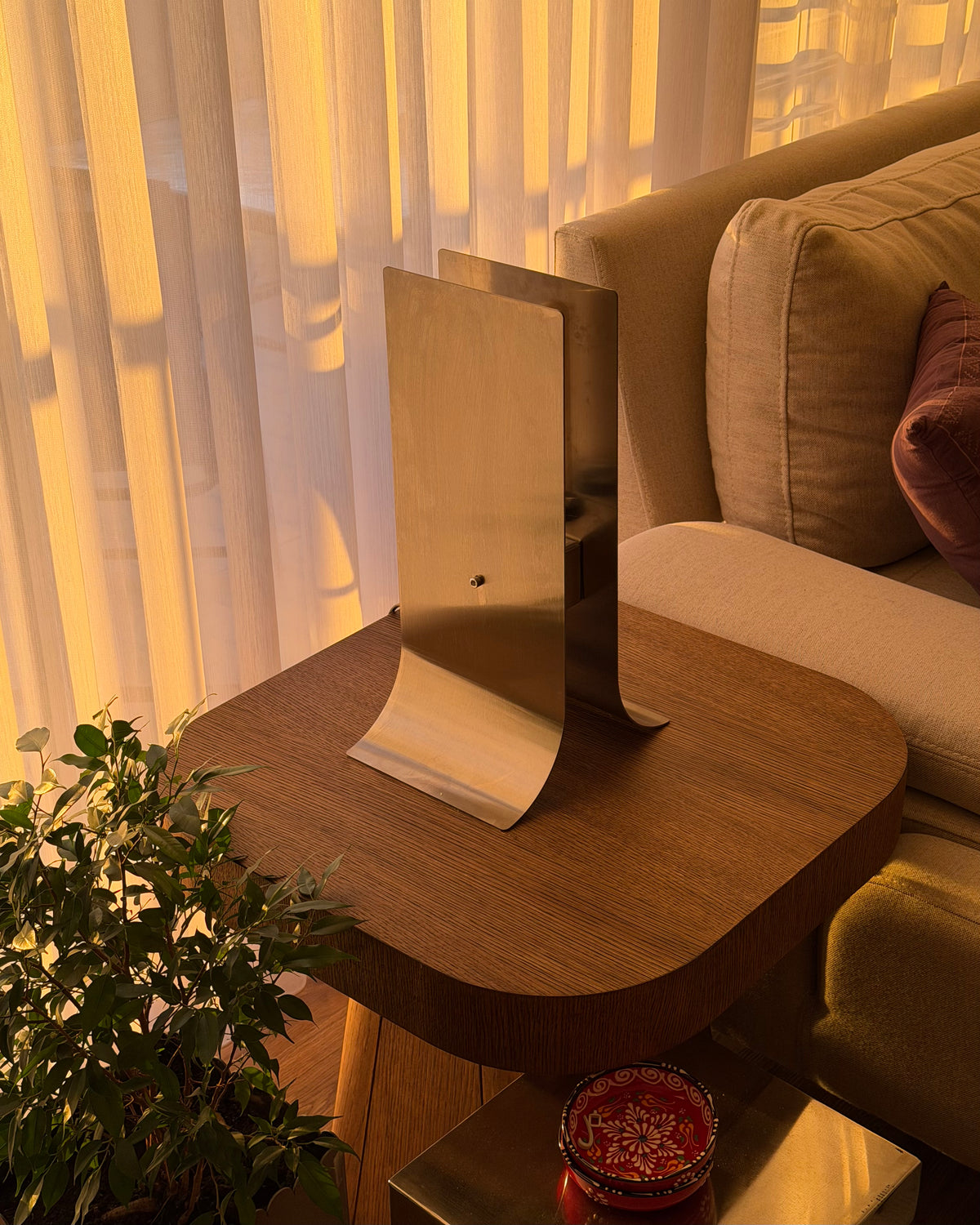 LJOSS table lamp