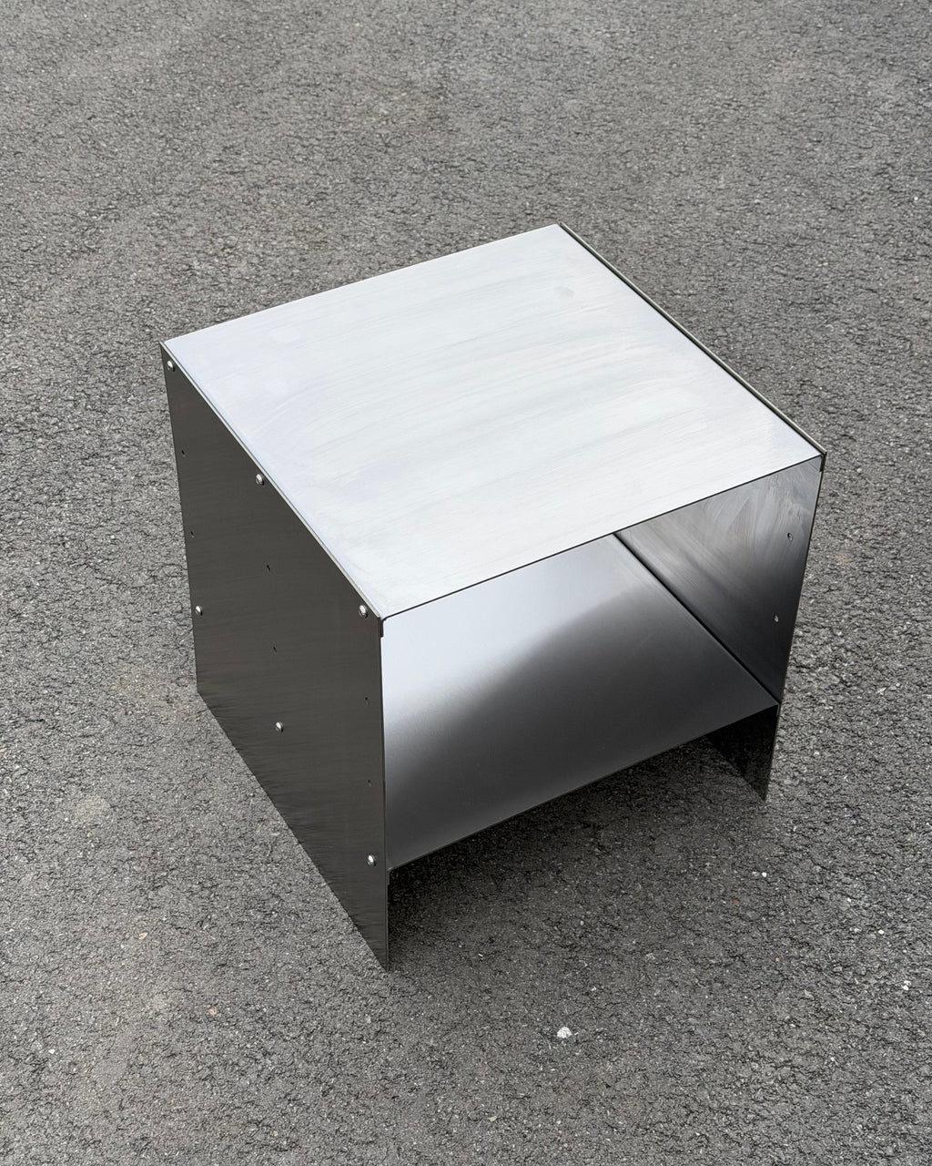 Side Table Edge